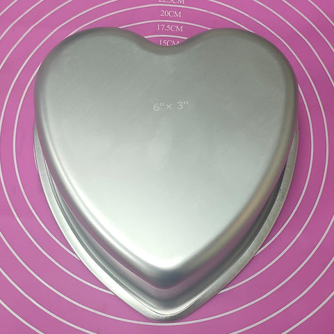 Kefyixc heart pan versatility for cakes, brownies, and quiches
