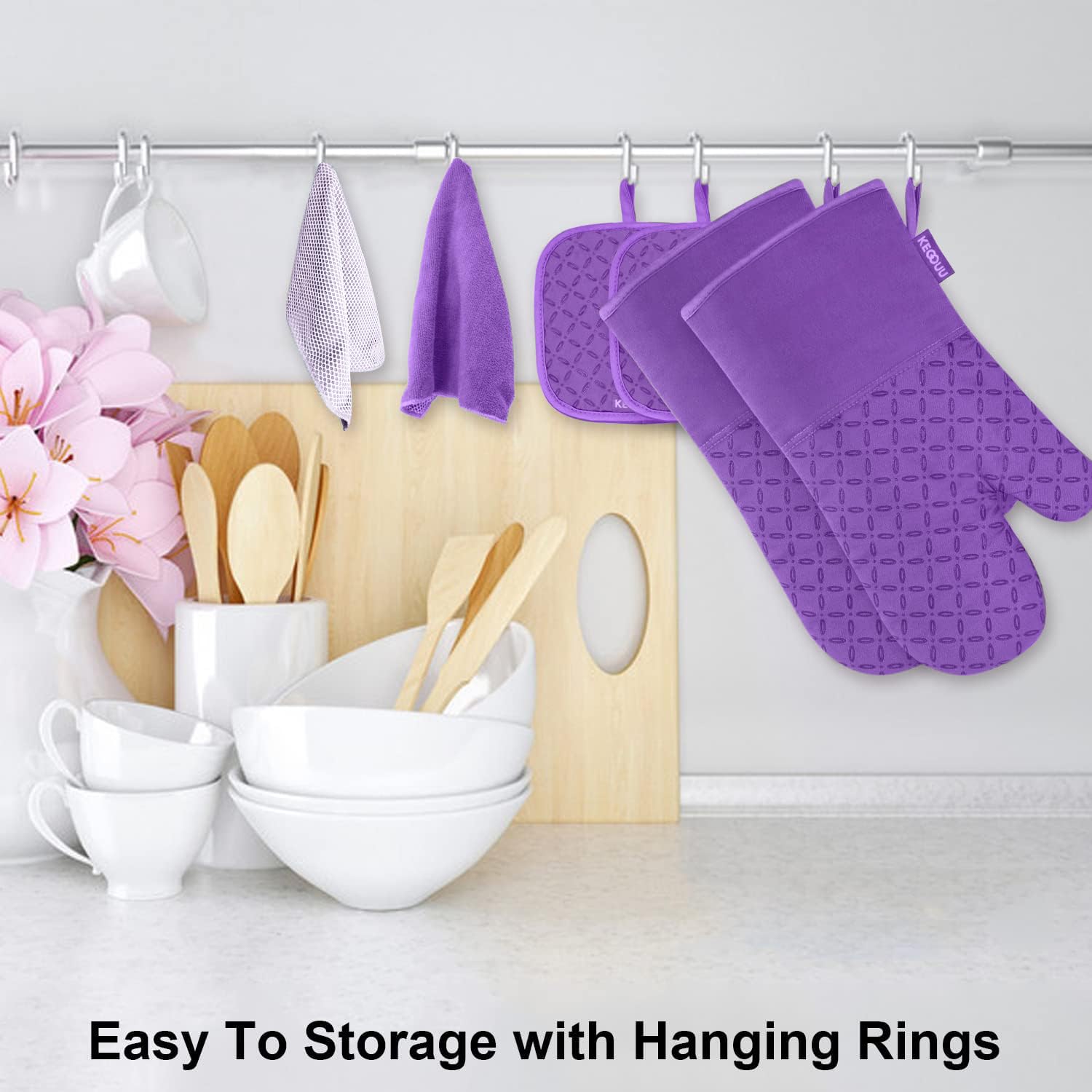 KEGOUU kitchen towels absorb moisture for quick cleanups after cooking.