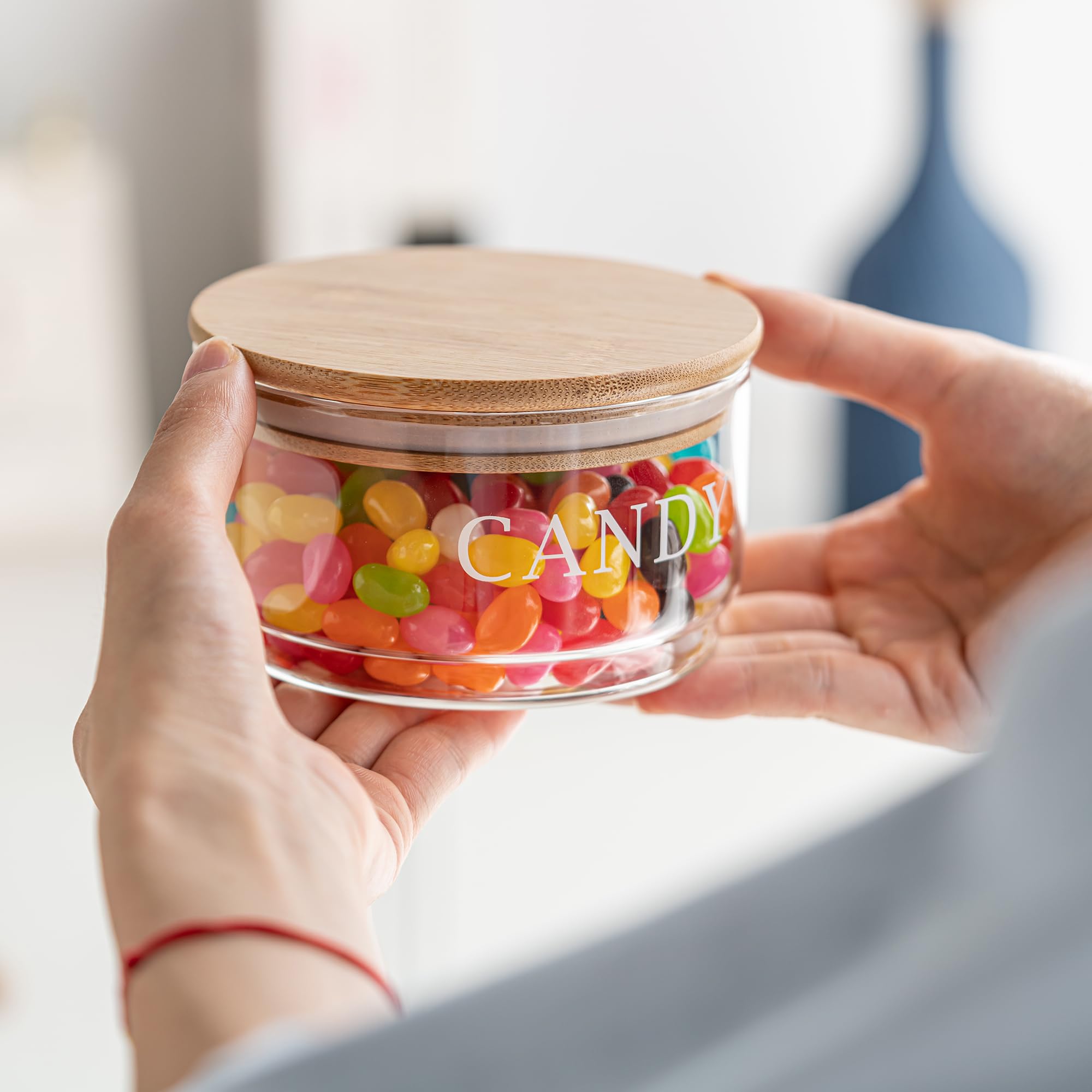 KEKEHOME glass dish with lid close up showing durable lead-free glass