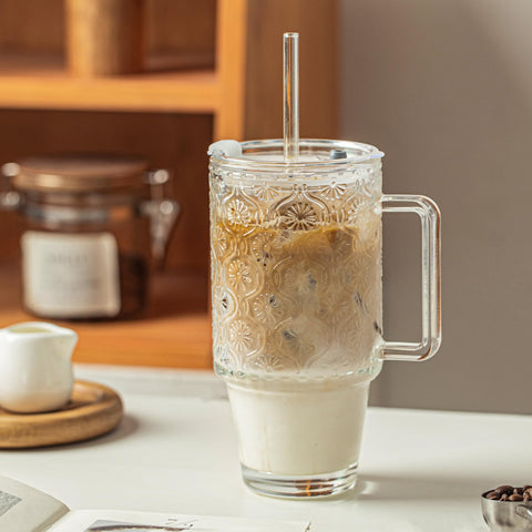 KEMORELA 24oz capacity for iced coffee and cold tea.
