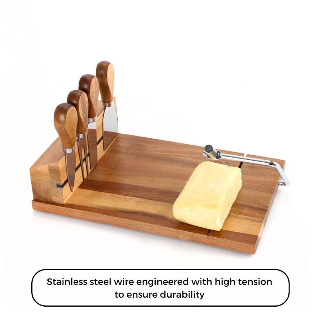 Kenley & Everlynn magnetic knife strip with four knives attached
