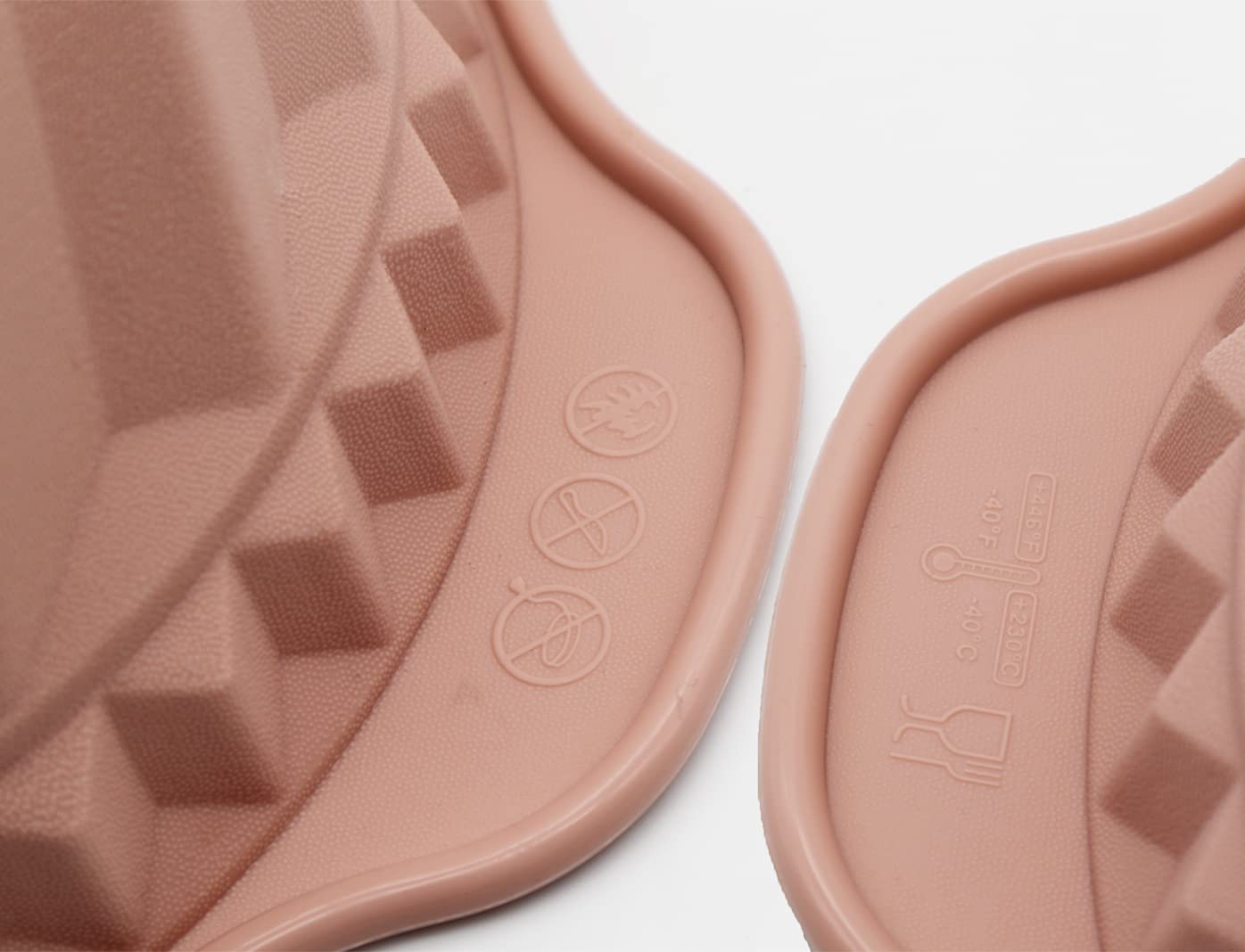 Kenond pink fluted bakeware design helps create decorative desserts.