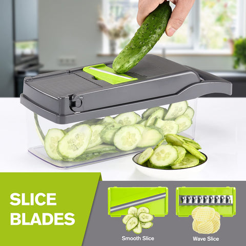 KEOUKE hand guard demonstrates safe handling during chopping