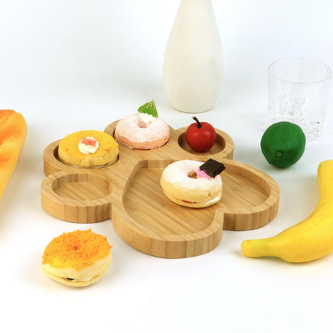 KEPATO paw-shaped tray with five grooves keeps cheese and fruit organized.