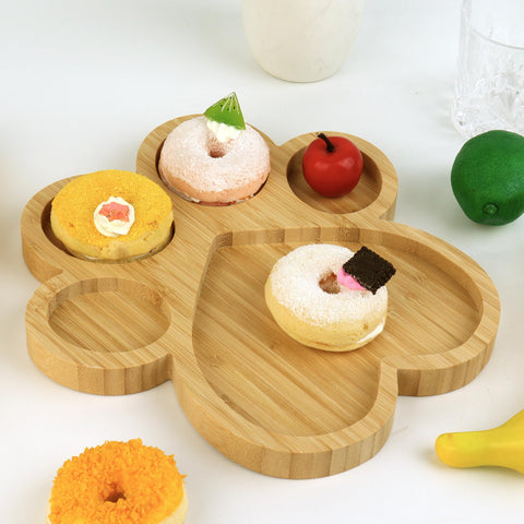 KEPATO paw-tray for parties adds charm to birthday snack displays.