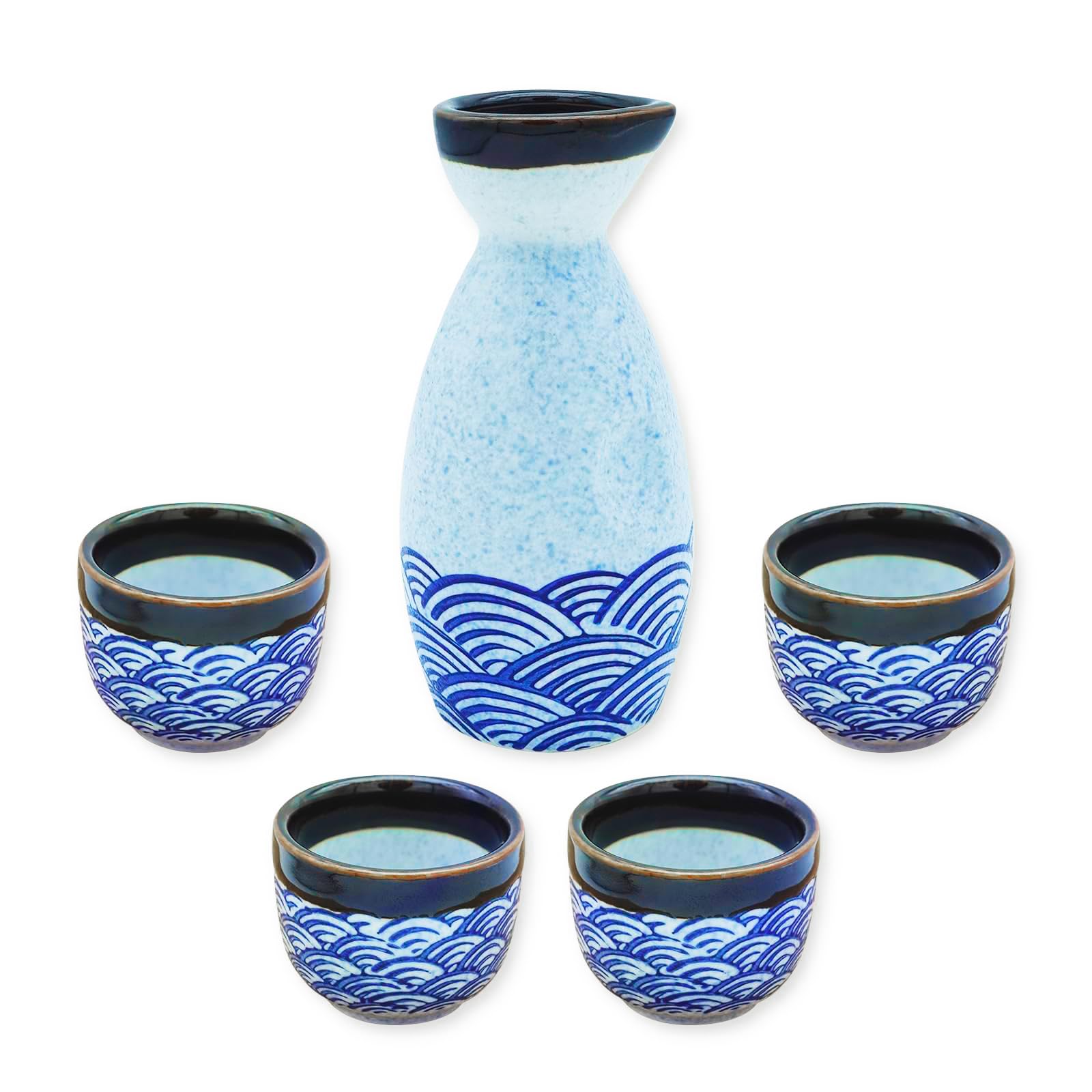 KeQiu sake bottle pour shows smooth, drip-free serving.