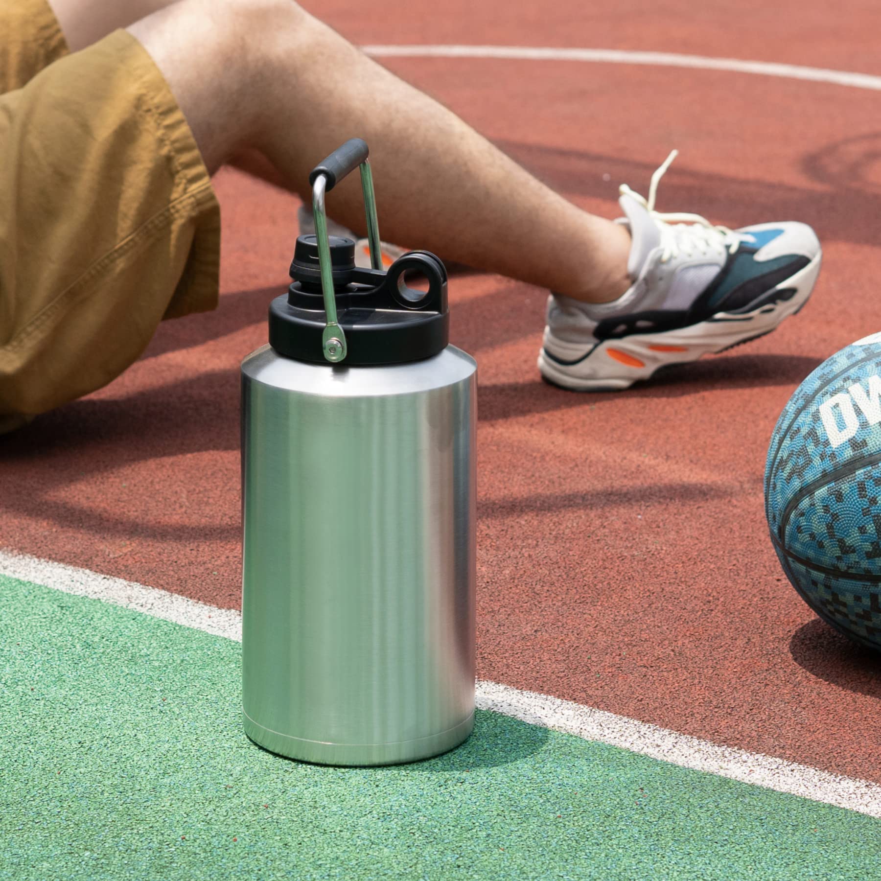 Kerilyn leak-proof cap prevents spills during transit and handling