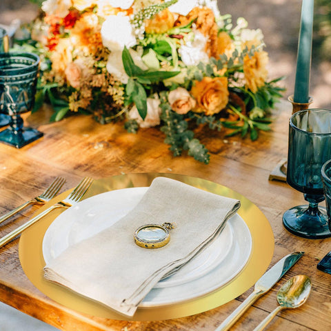 Disposable placemats offer easy disposal or recycling after celebrations.
