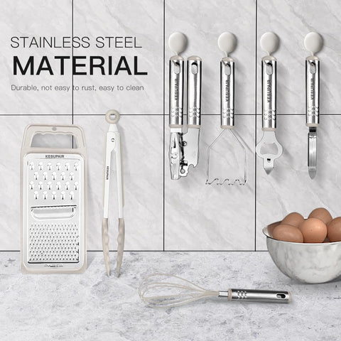 KESUPAIR ladle ready for soups and stews with comfortable grip.