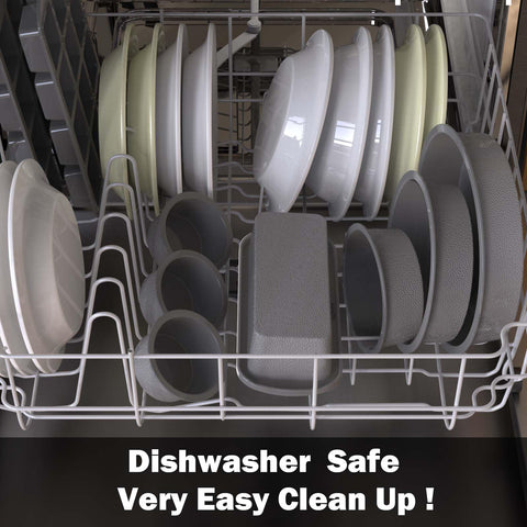 KeyFIVE oven and microwave-safe silicone pans handle versatile baking tasks.