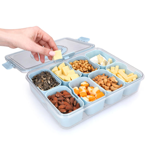 KEYVOZ Snackle Box with handle enables easy carrying during travels.