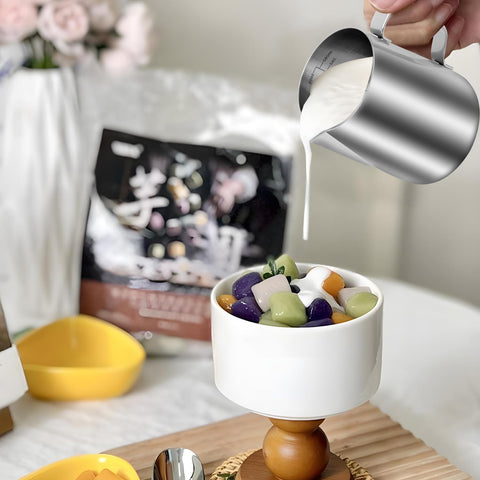 Kichwit measuring cup offers reliable versatility for liquids and dry ingredients.