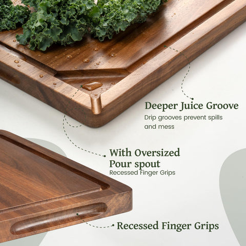 Kikcoin Acacia board with side compartments to separate ingredients