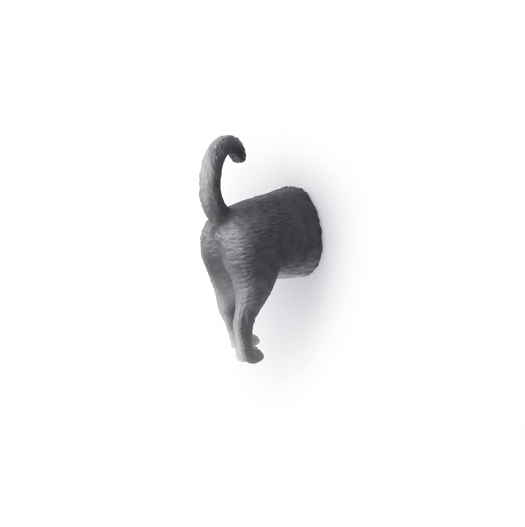 Kikkerland cat butt magnet material texture 01, durable plastic quality.
