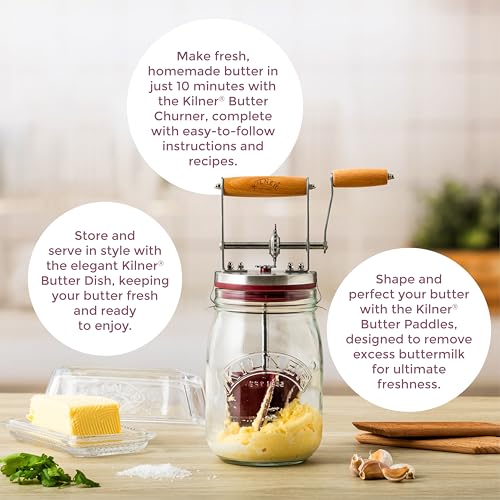 Kilner wooden grip on the churn handle for easy rotation.