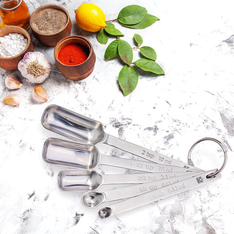 King Arthur 1-1/2 teaspoon spoon offers precise portioning for baking and dressings.