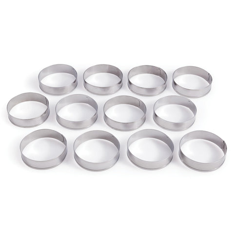 King Arthur rings versatile for pancakes, crumpets, and crêpes.