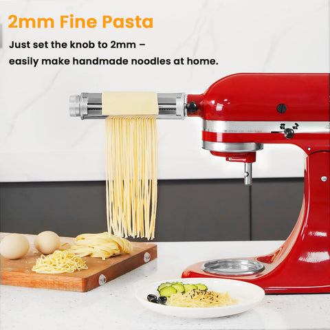 KINGEAGLE fettuccine-cutter produces uniform ribbons perfect for family meals