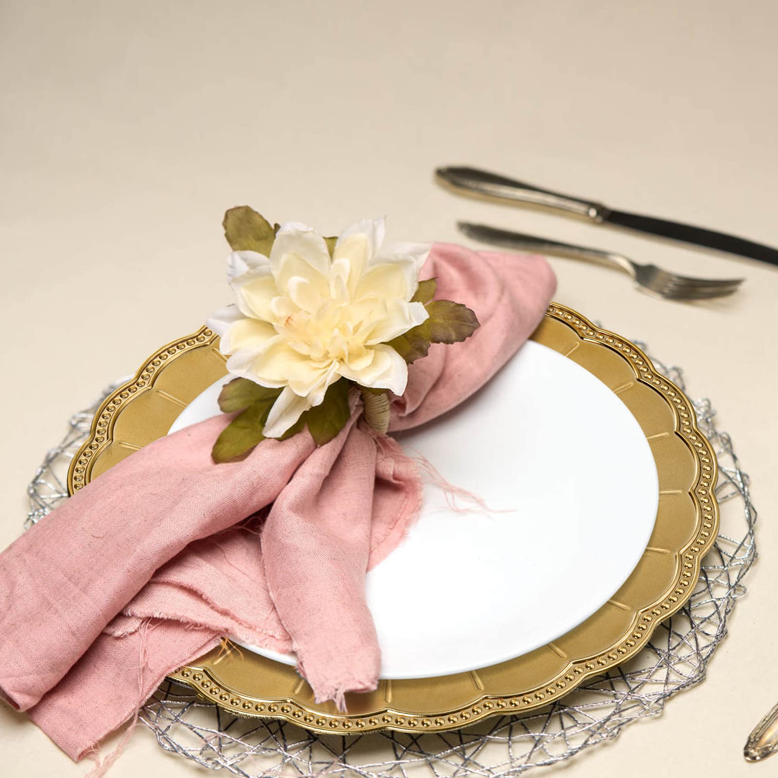 Kingrol 13-inch charger plate close-up highlights lustrous finish and edge details.