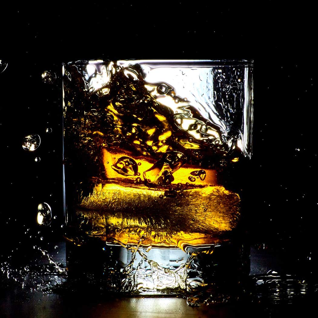 Crystal-clear lead-free Kingrol glass enhances presentation