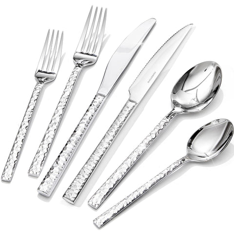Kingstone 24-piece dinner knives for an elegant table setting and reliable daily use.