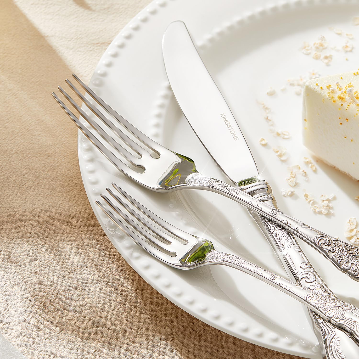 KINGSTONE dinner knife 9.68 inches for precise cutting and refined dining.