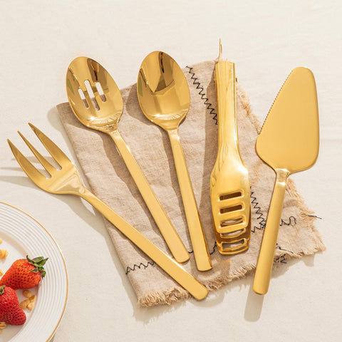 Kingstone serving fork delivers sturdy control for meats and sides.