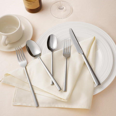 Kingstone dishwasher-safe design for easy cleanup.
