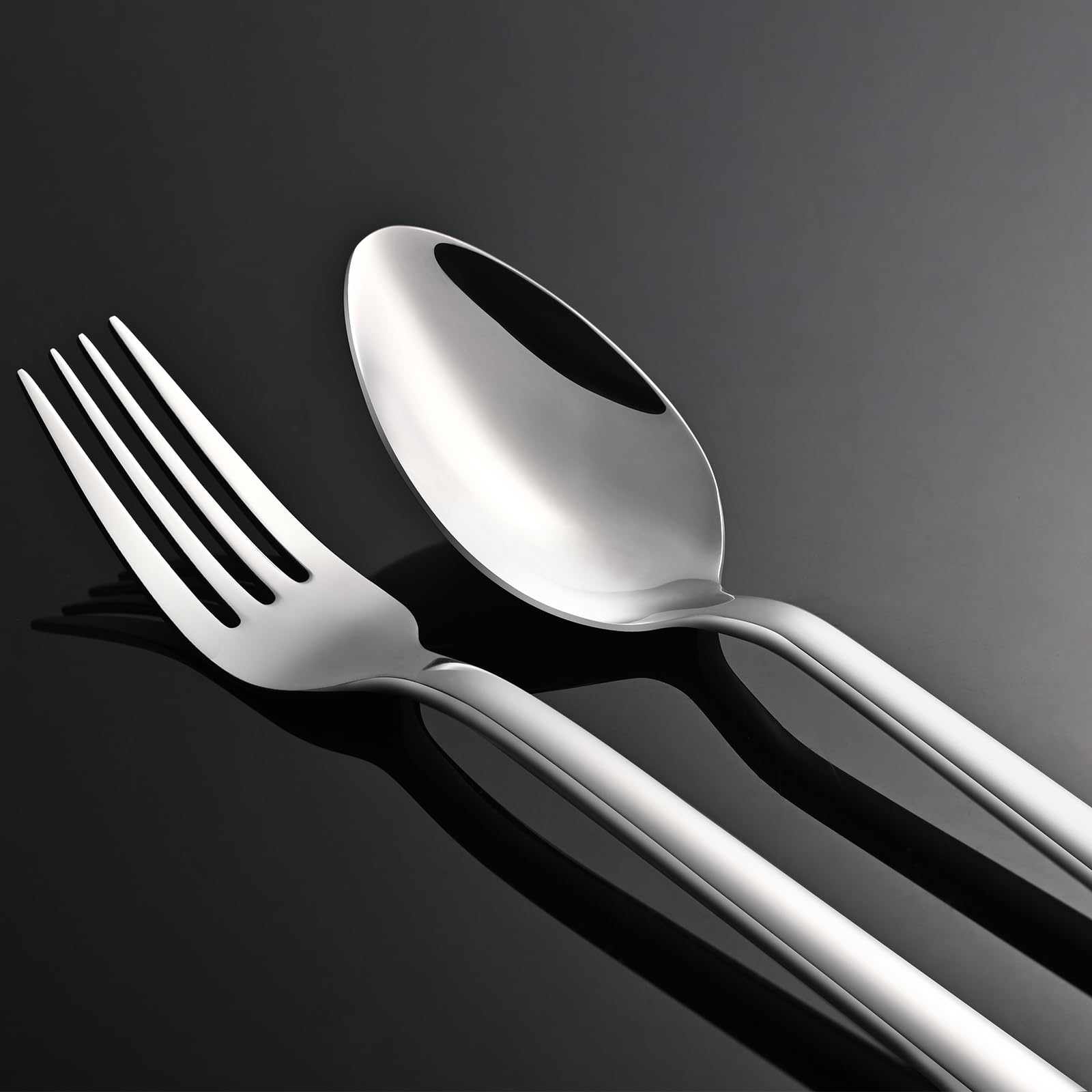 Kingstone dishwasher-safe silverware set in practical kitchen use
