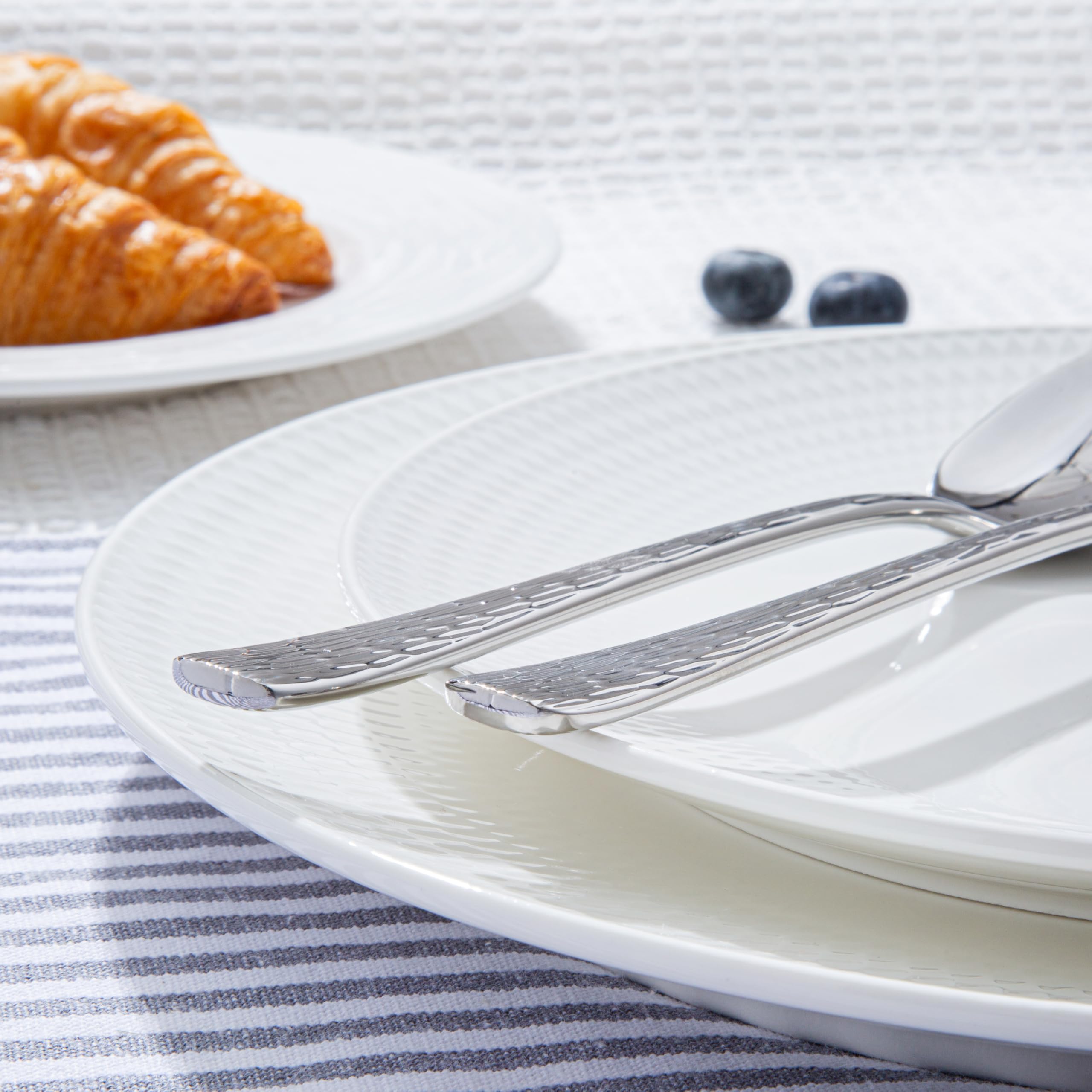 KINGSTONE teaspoon close-up reveals compact bowl and gleaming finish