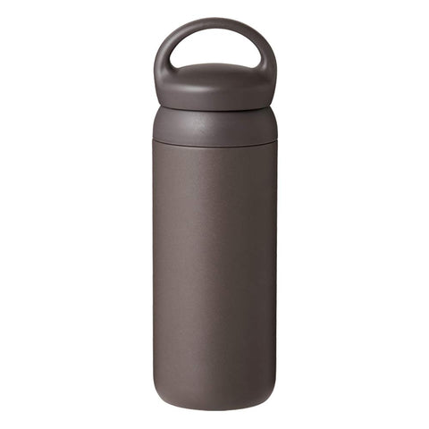 Kinto Dayoff tumbler 500ml dark gray side view highlights double-wall design for temperature retention.