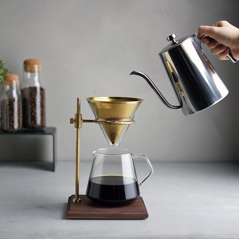 KINTO SCS-S02 coffee server measurements emphasizing graduated marks for portions