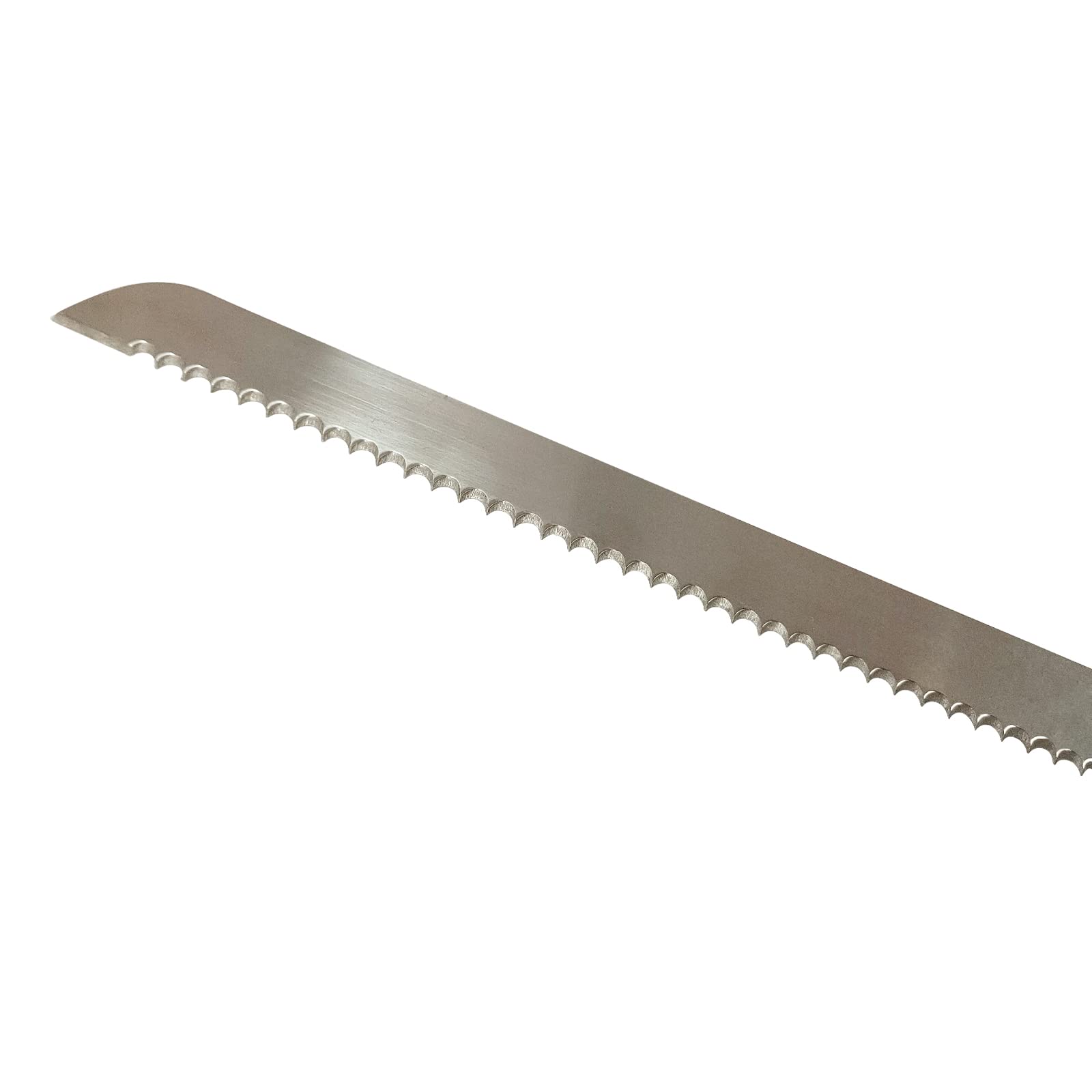 Kiss Core bread knife cutting sandwiches neatly.