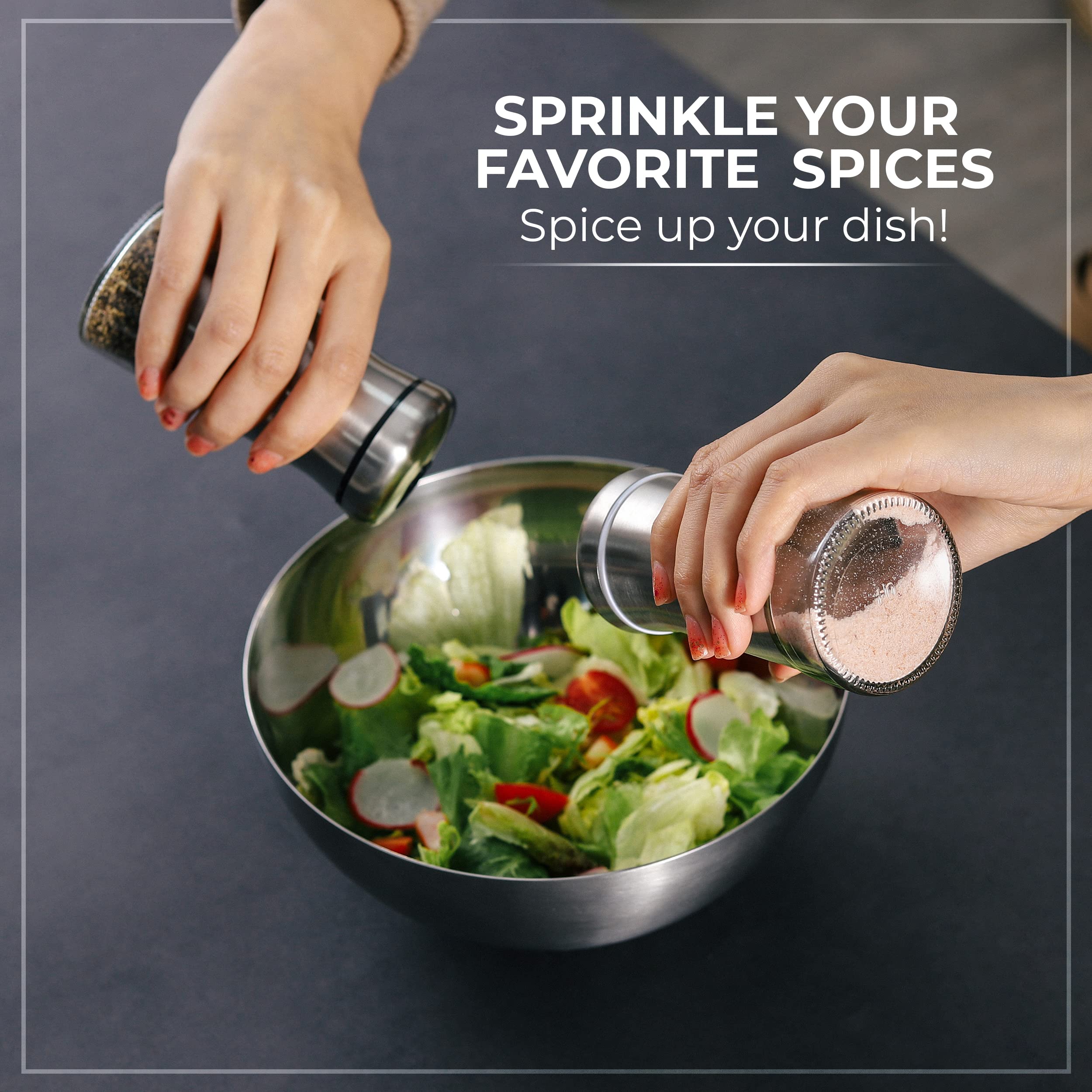 Kitchen-GO salt shaker with lid closed for freshness and dust protection