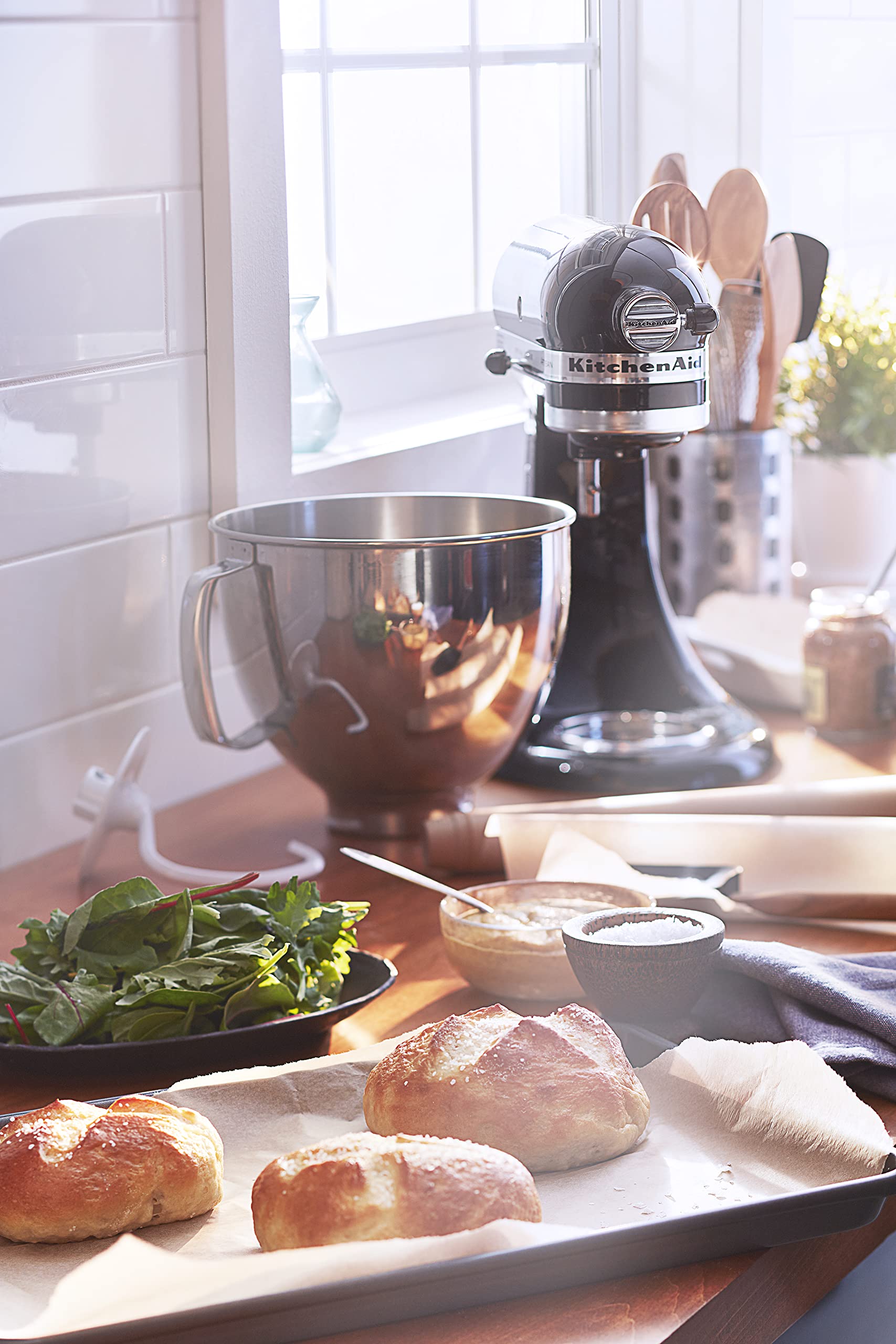 Sturdy stainless steel 5-quart bowl for consistent mixing and large recipes.