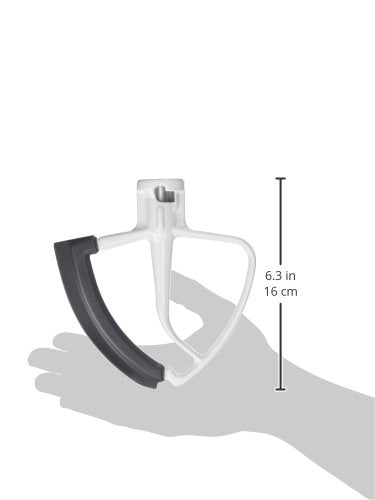KitchenAid KFE5T flexible edge scrapes along the bowl for even batter