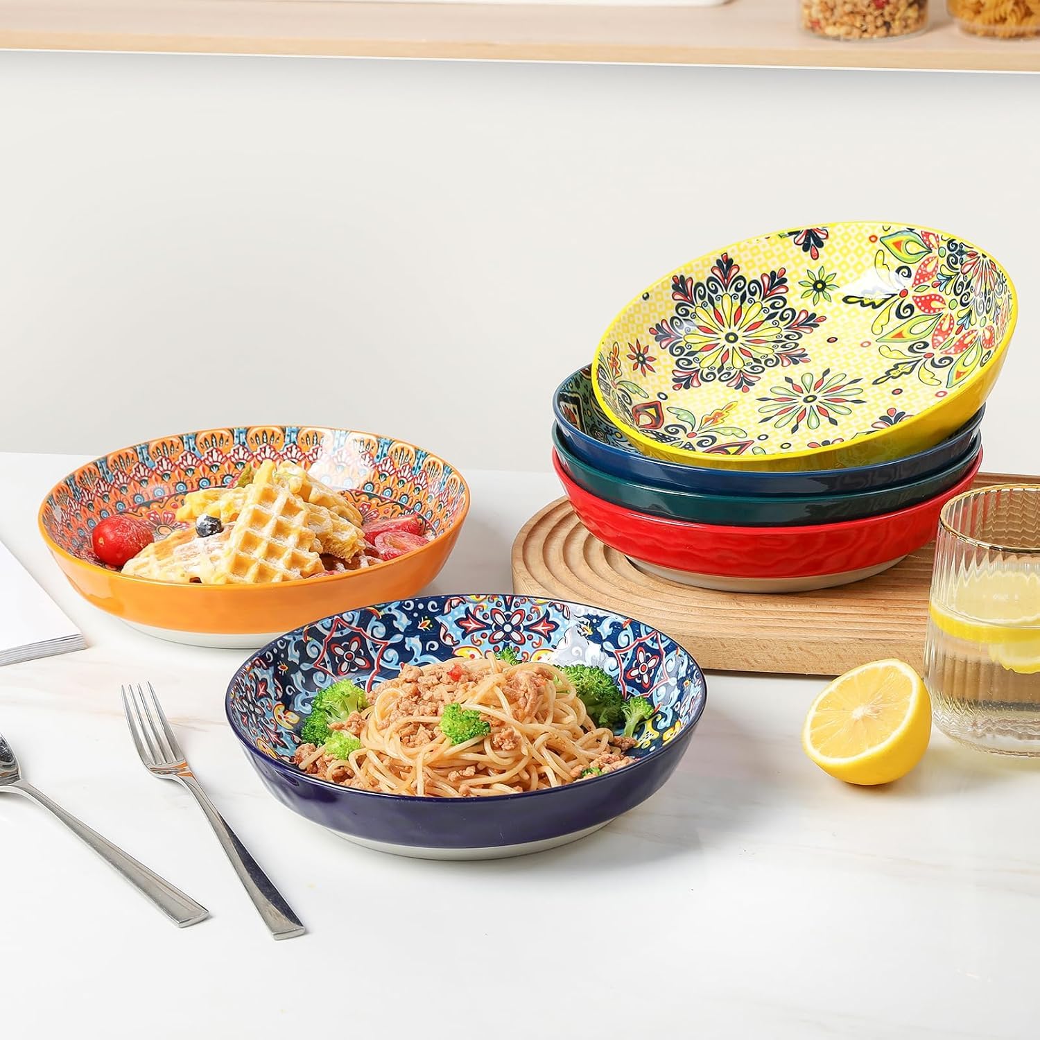KitchenTour family-dining bowls ideal for pasta, salad, or soups.