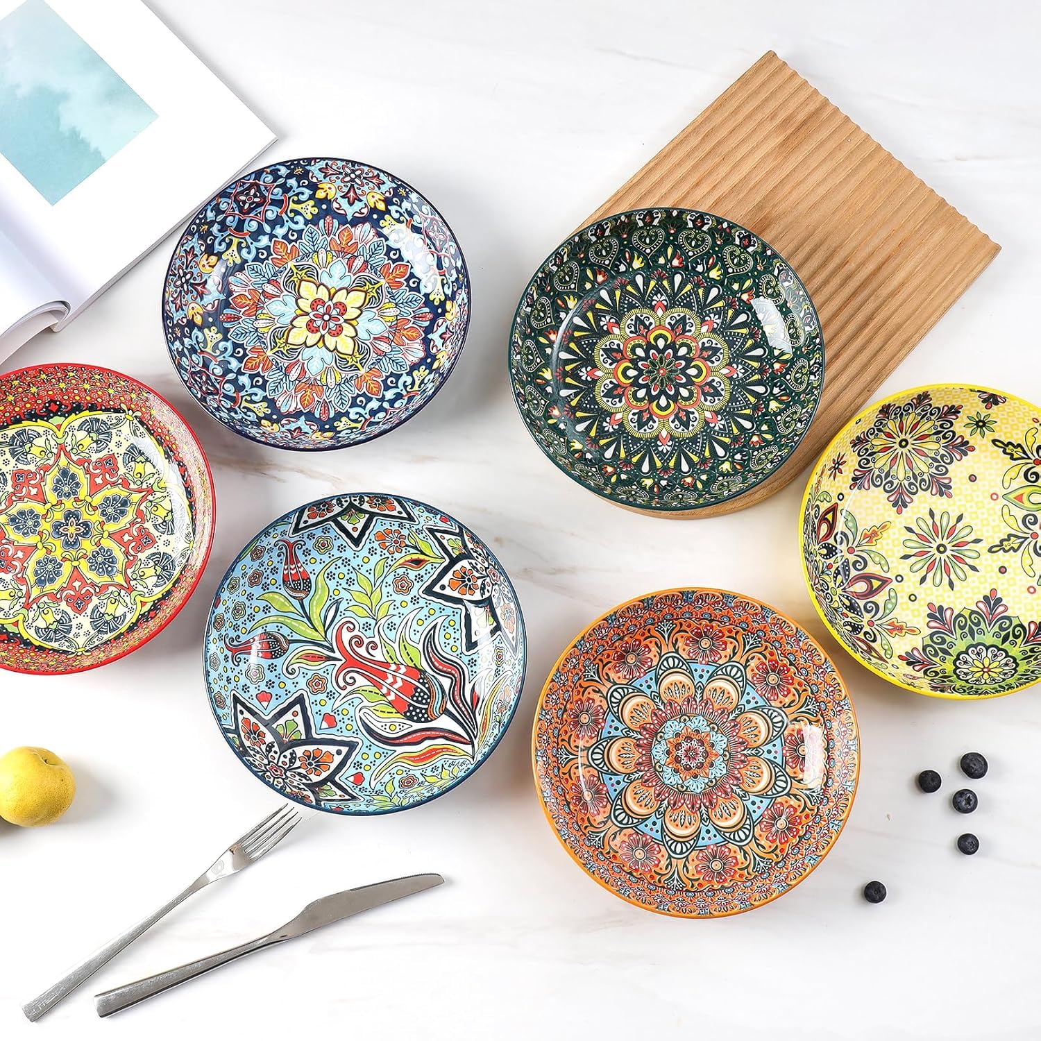 KitchenTour bowls are microwave and dishwasher safe for easy cleanup.