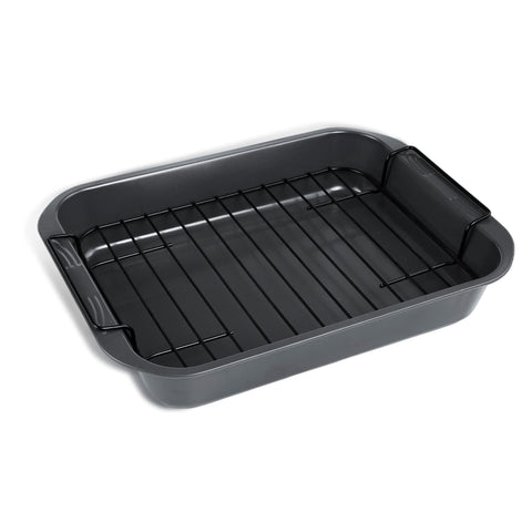 kitCom Bakeware roaster with rack elevates meat for fat drainage.