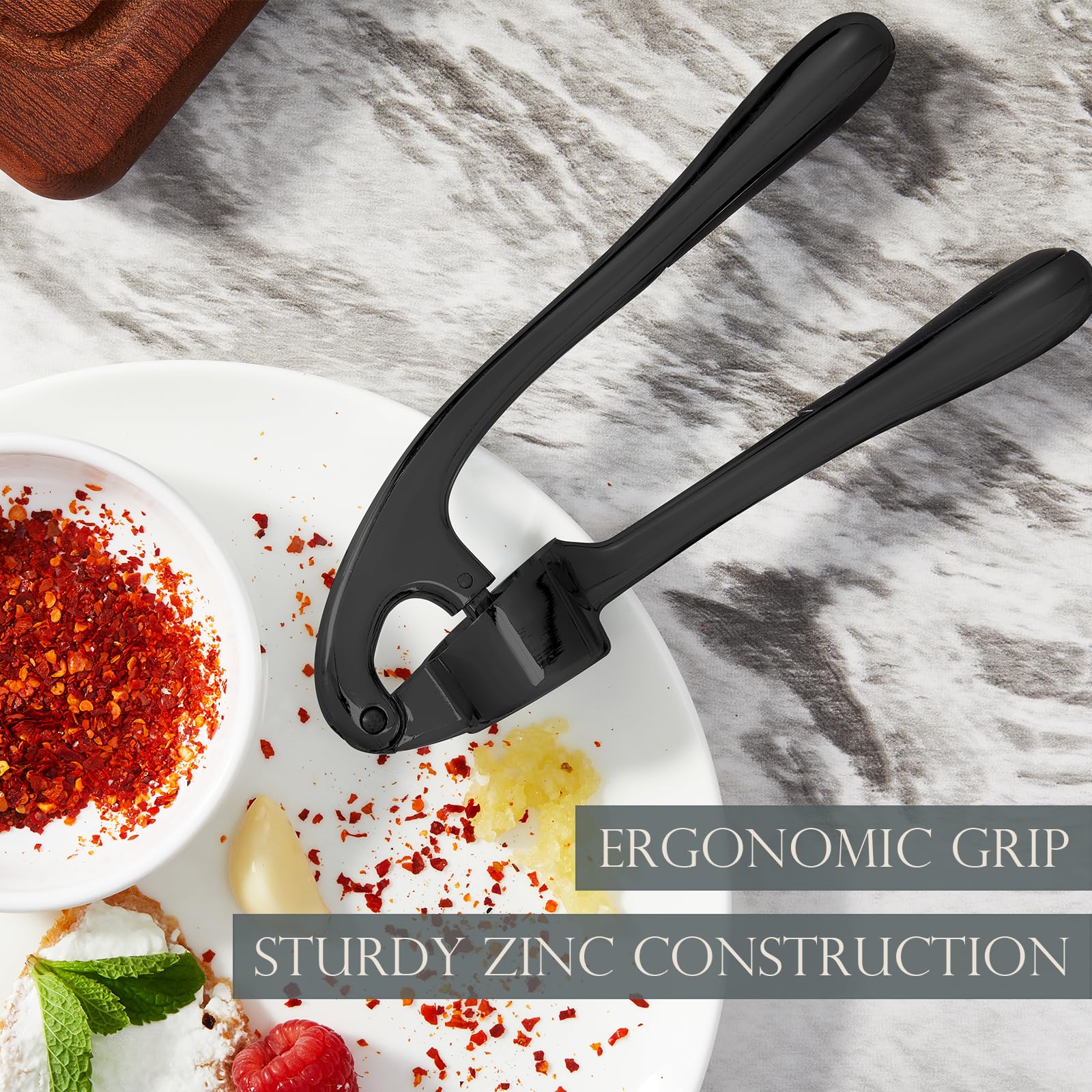 KITESSENSU garlic-press-cleaning-brush demonstrates easy cleanup after meals.