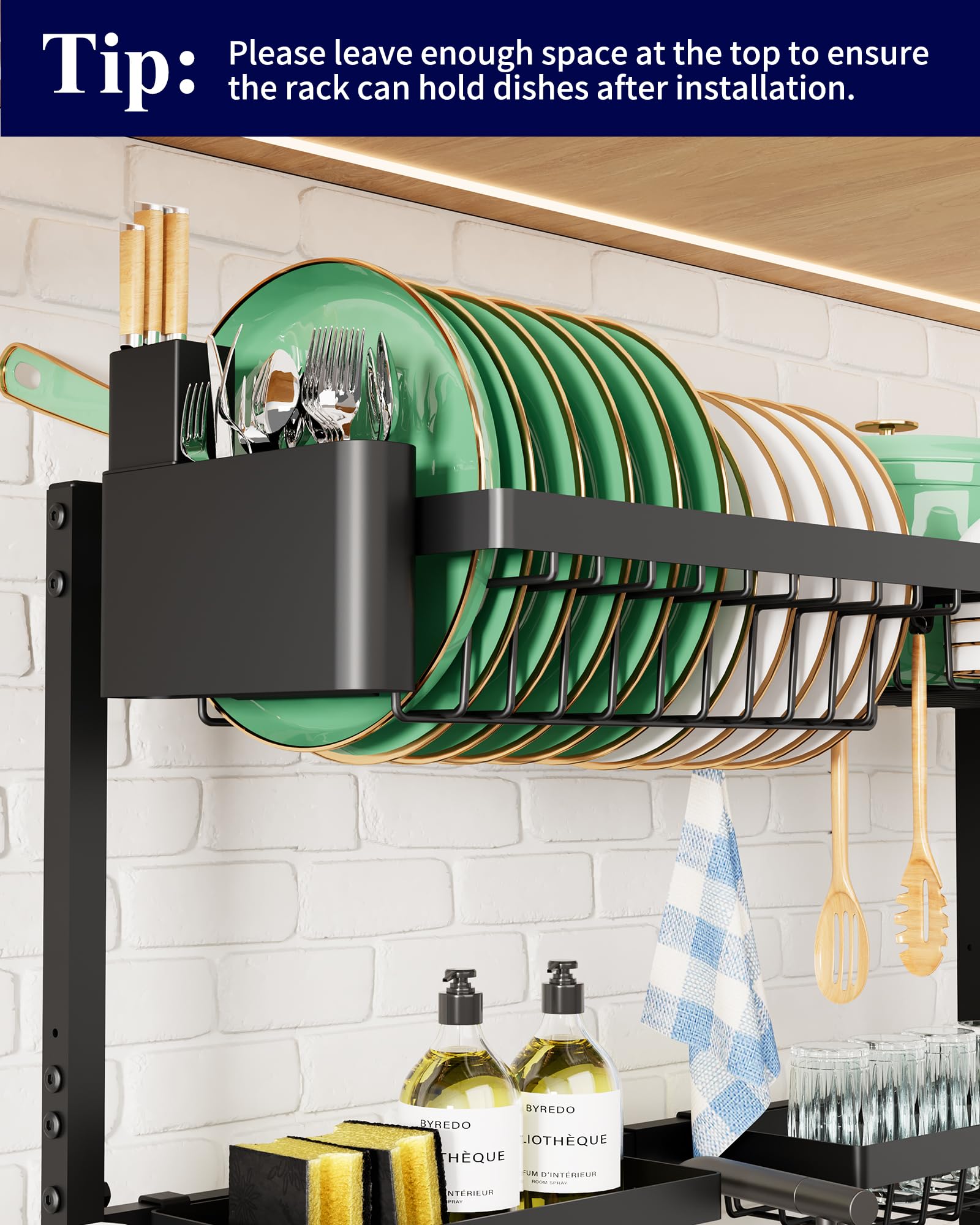 Kitsure knife holder keeps blades safely accessible.