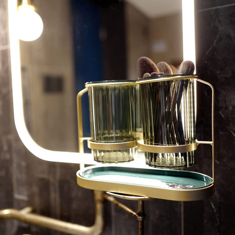 Kivsty removable-base design allows easy cleaning.