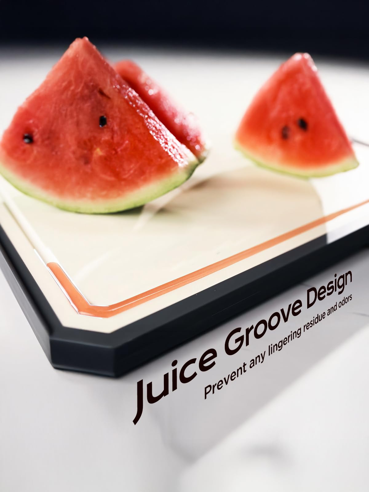 KLAPOLA double-sided design helps separate meat and produce