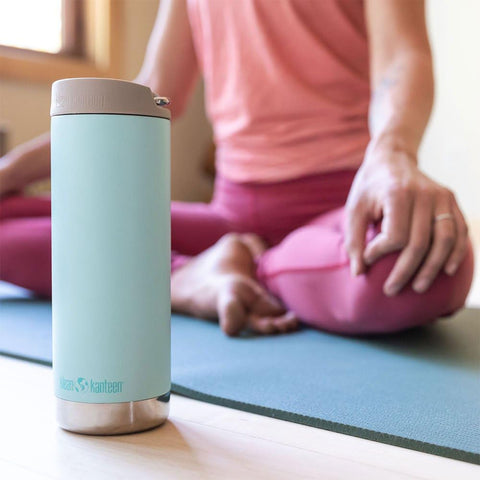 Klean Kanteen TKWide Café Cap shows dishwasher-safe, easy-clean design for busy days.