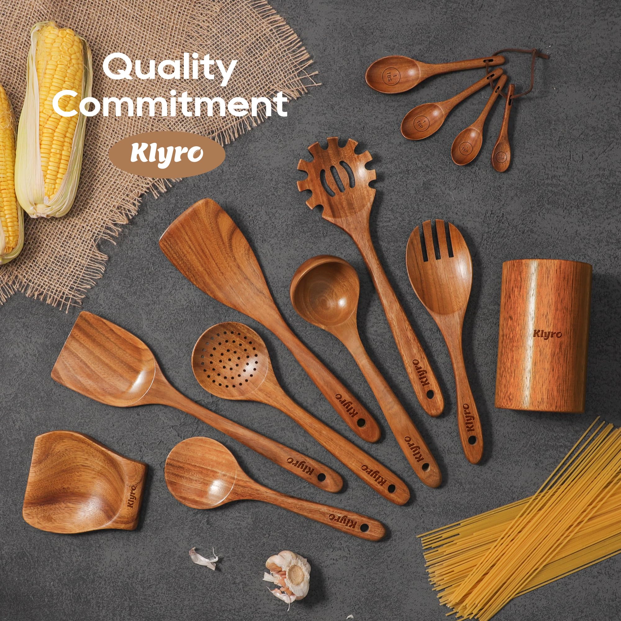 KLYRO wooden spatula with smooth edge to protect nonstick pans