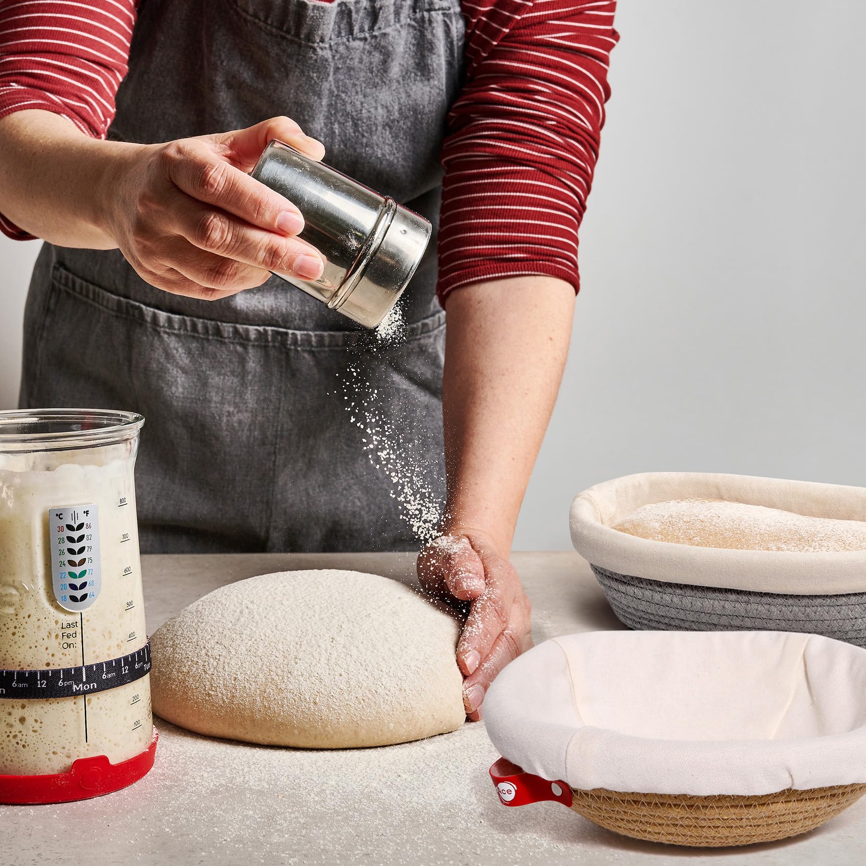 KNEADACE foldable design for compact, space-saving storage after baking