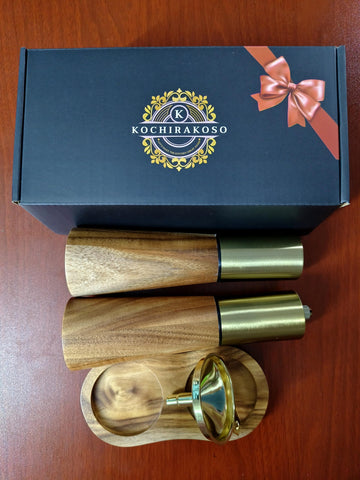 KOCHIRAKOSO pepper mill close-up highlighting precision grind