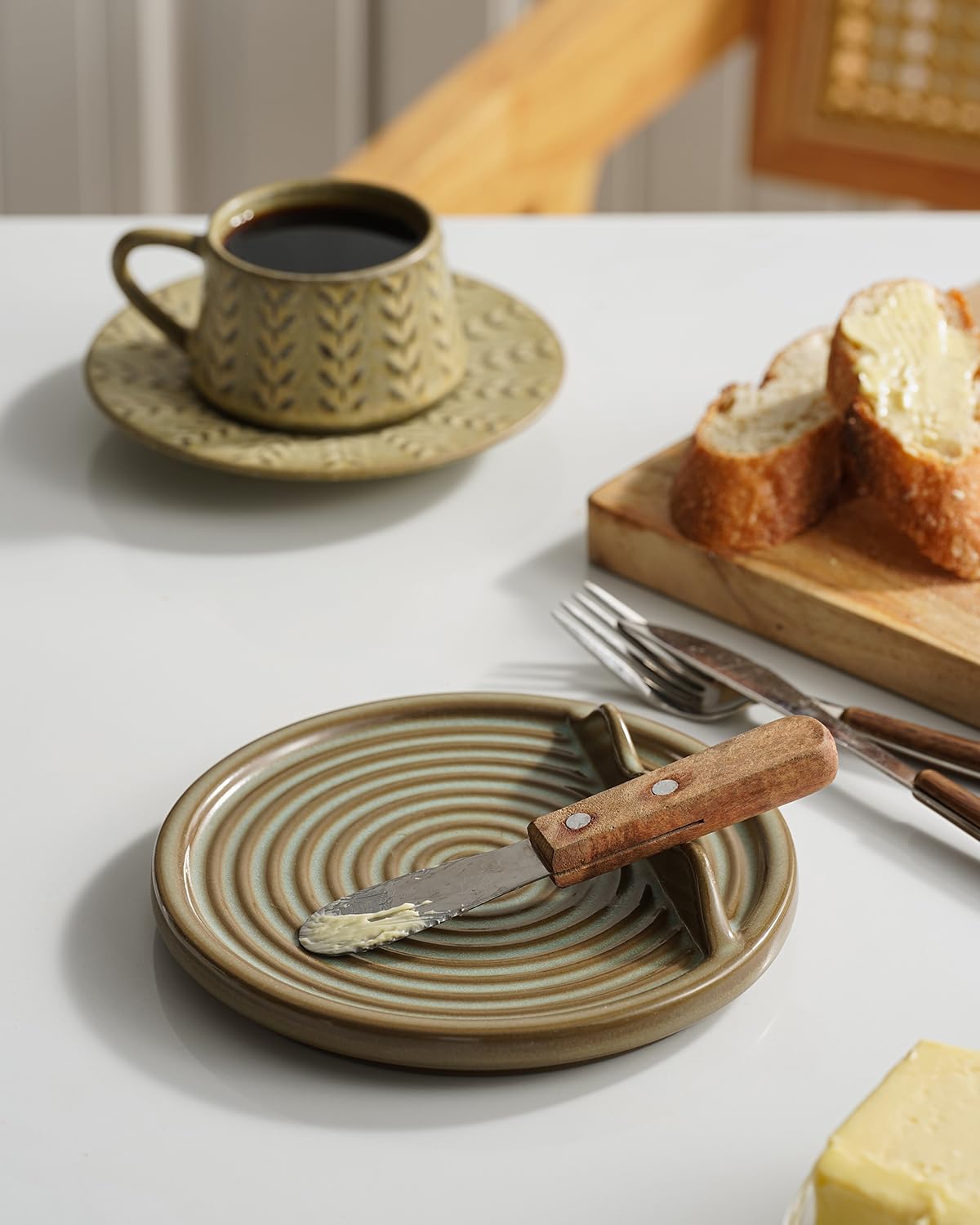 KOKUNKA spoon holder presented as a gift for special occasions