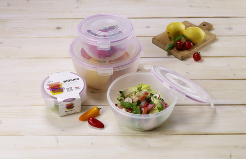 Komax Biokips picnic-ready bowl simplifies meal transport.