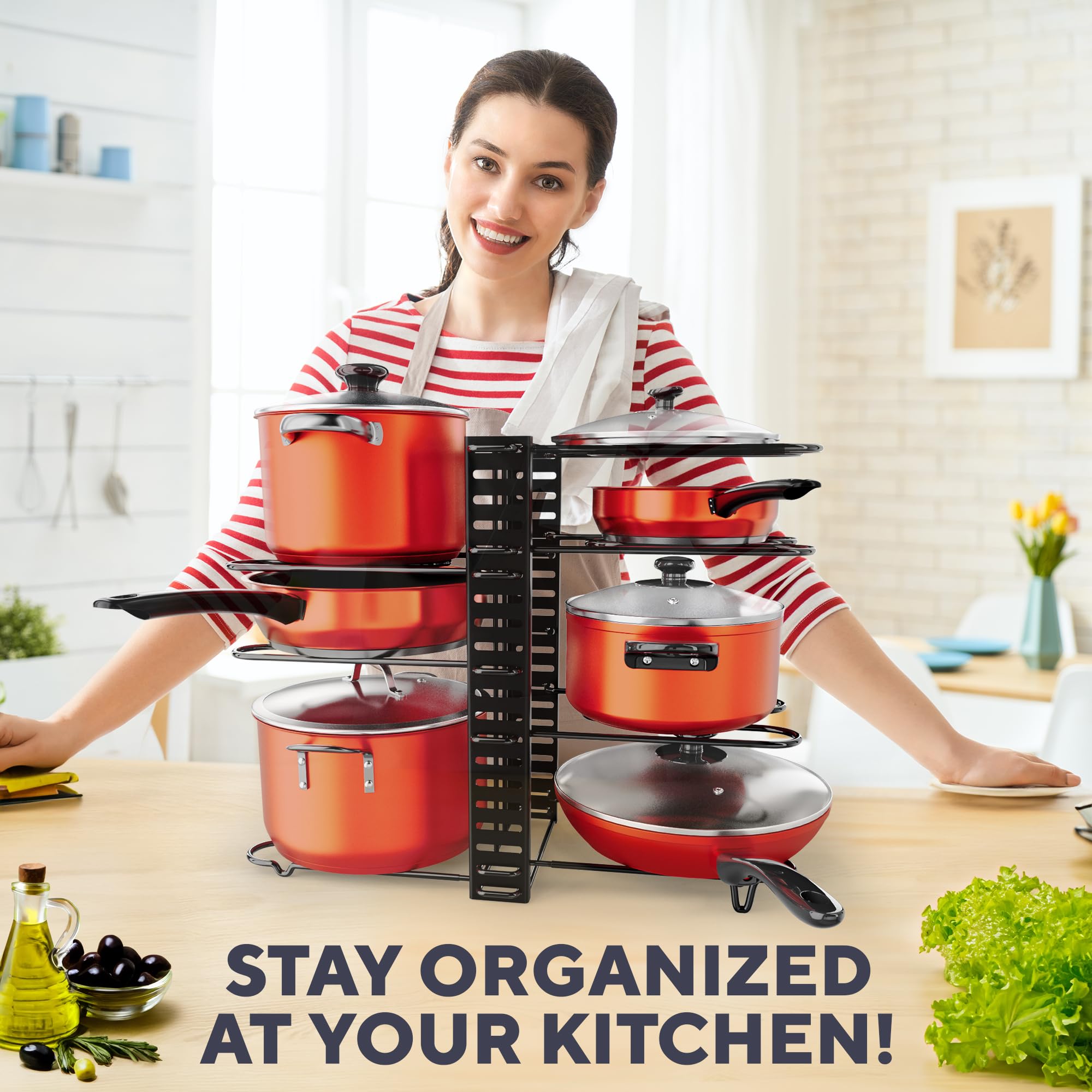 KOMFORA anti-scratch coating protects cookware from scratches during use.